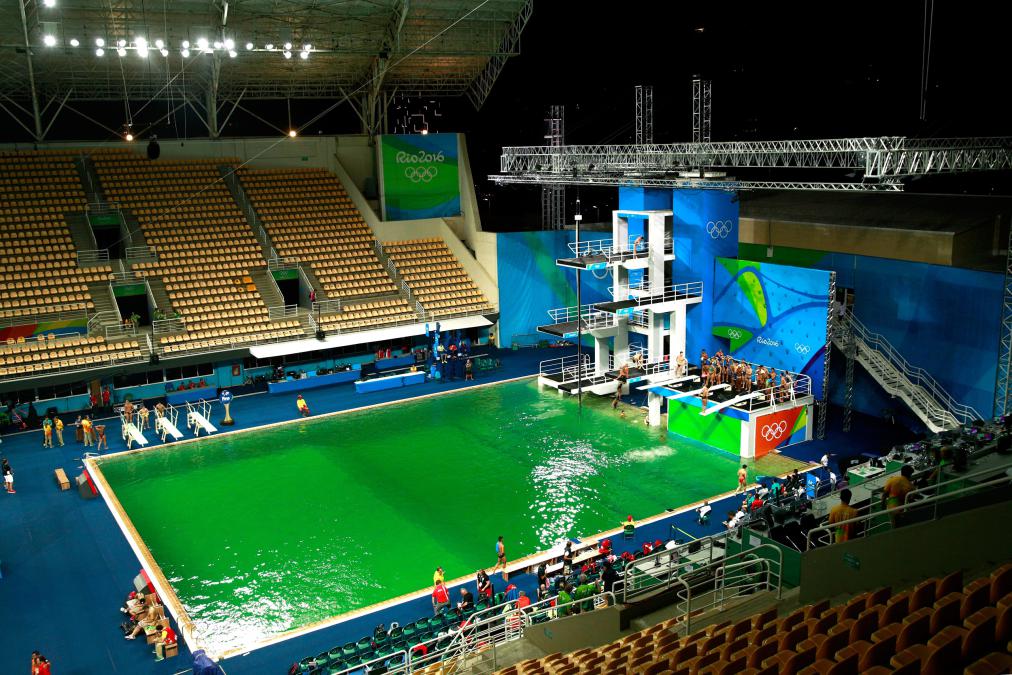 RIO DE JANEIRO, BRAZIL - AUGUST 09: General view of the diving pool at Maria Lenk Aquatics Centre on Day 4 of the Rio 2016 Olympic Games at Maria Lenk Aquatics Centre on August 9, 2016 in Rio de Janeiro, Brazil. (Photo by Adam Pretty/Getty Images)